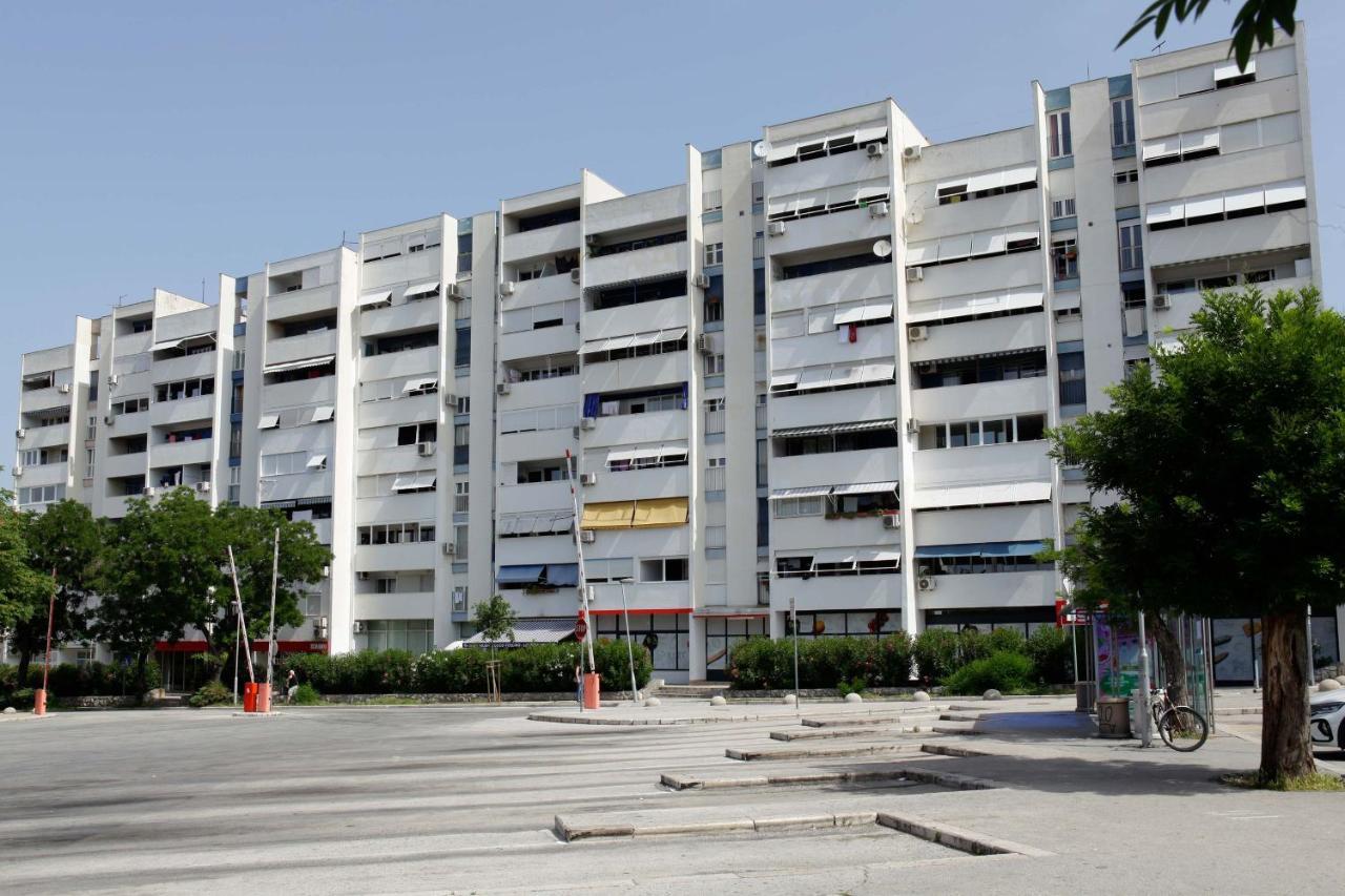 Modern 2-Bed Apt, Late Check In Available Split Eksteriør bilde